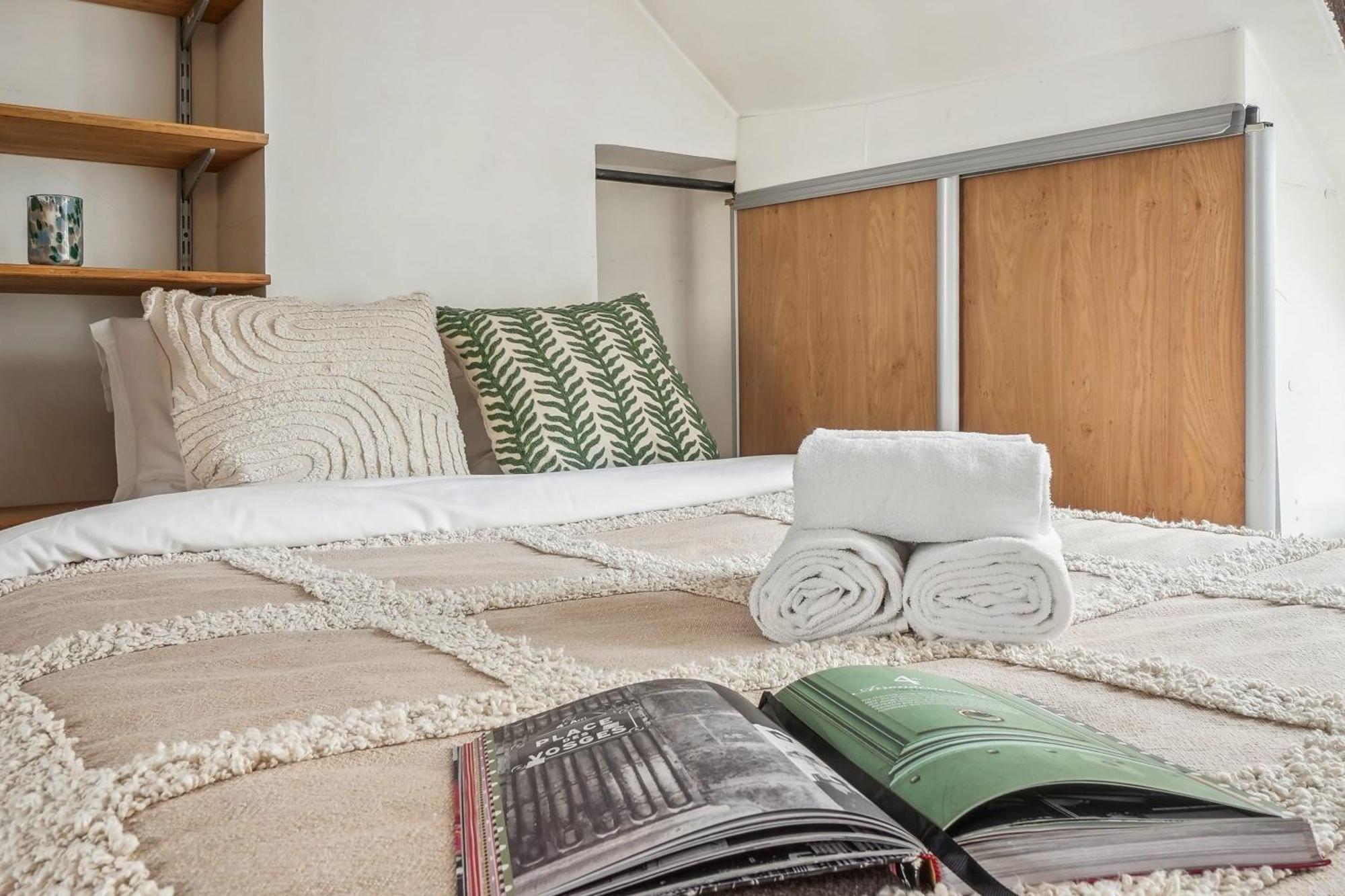 Place Des Vosges & Le Marais - Cityapartmentstay Paris Dış mekan fotoğraf