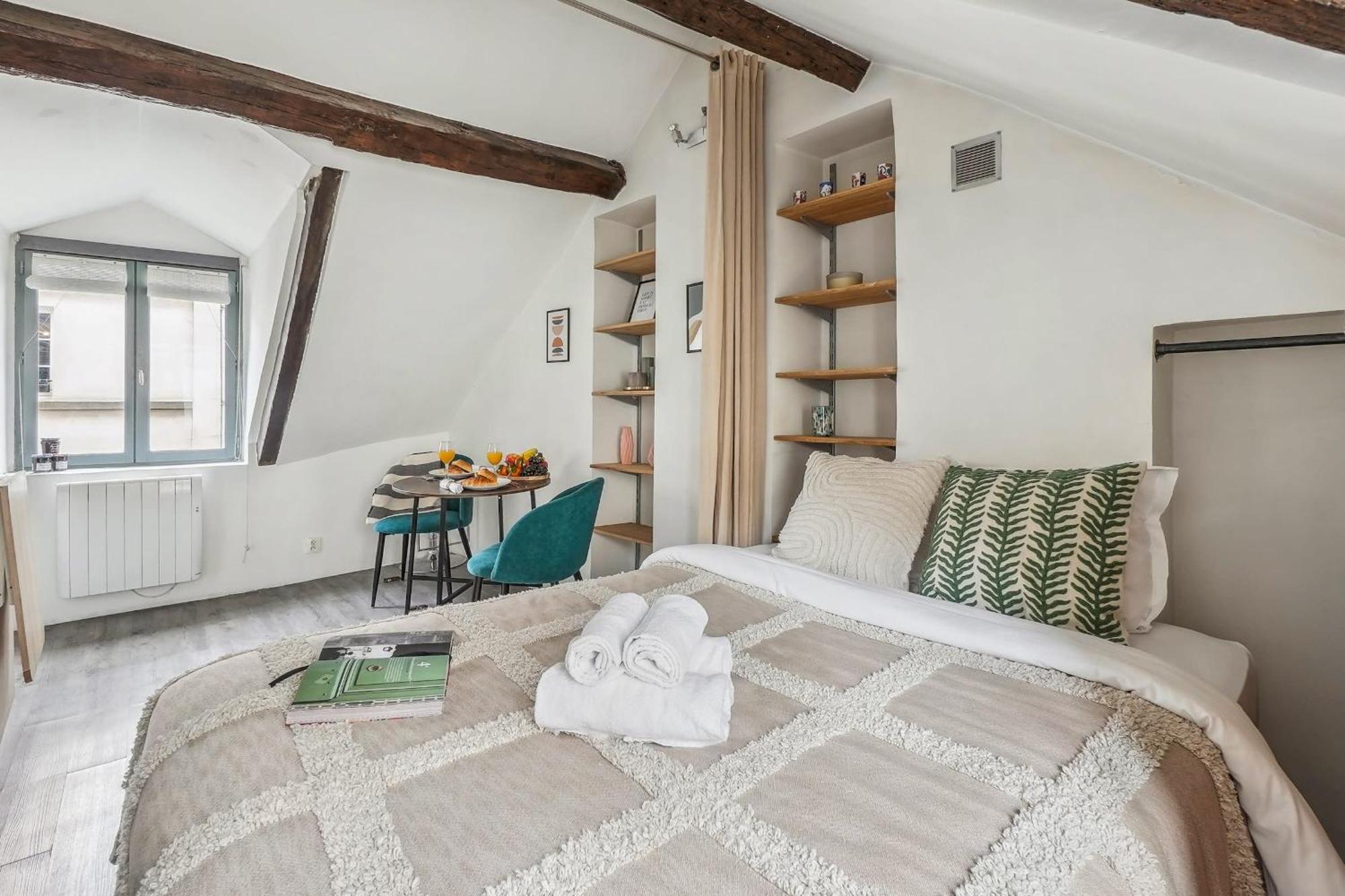 Place Des Vosges & Le Marais - Cityapartmentstay Paris Dış mekan fotoğraf